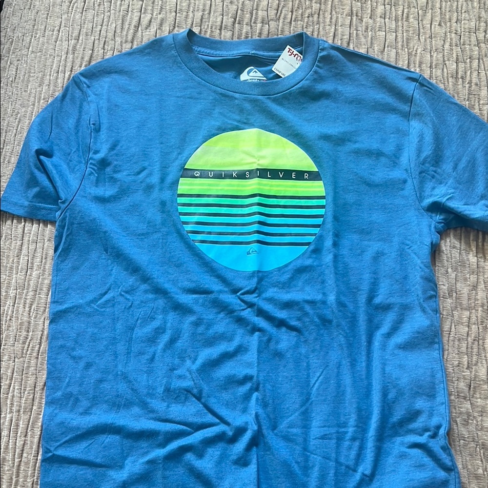 Quiksilver Blue Short Sleeve Tee with Tropical Graphic